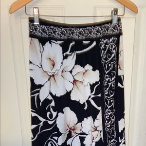 White House Black Market Signature Knits A-Line Maxi Skirt Stretch Floral